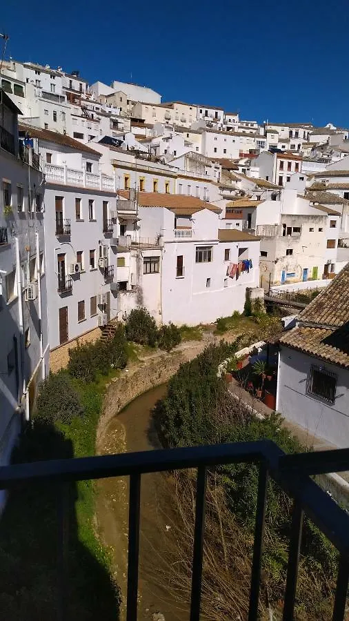 Apartamento con vistas al rio Apartamento Setenil De Las Bodegas