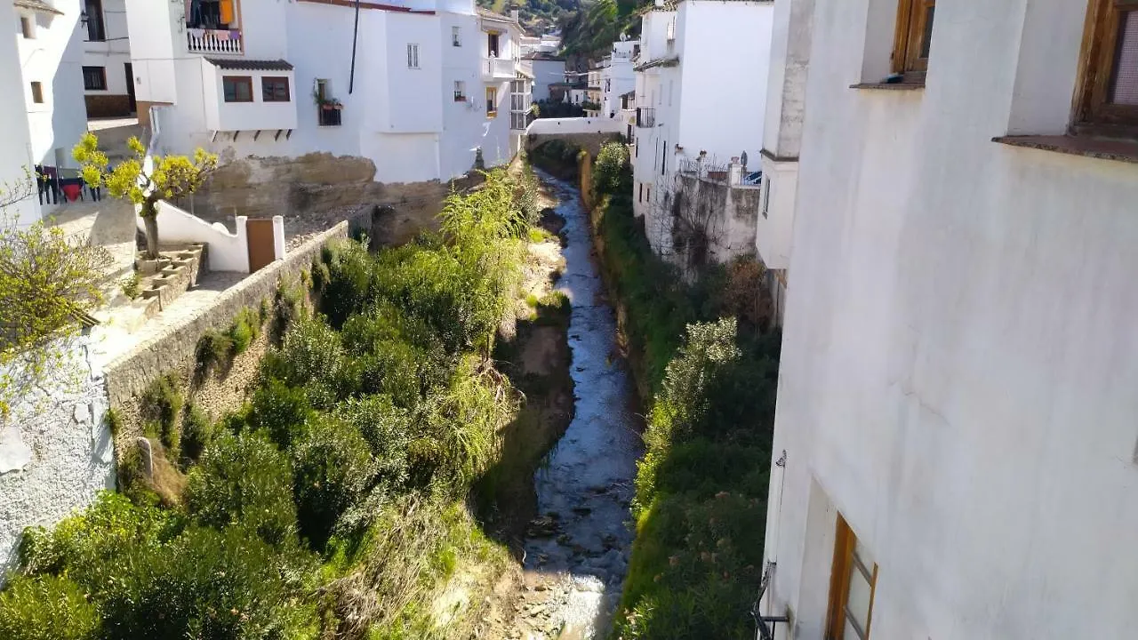 Appartement Apartamento Con Vistas Al Rio à Setenil De Las Bodegas