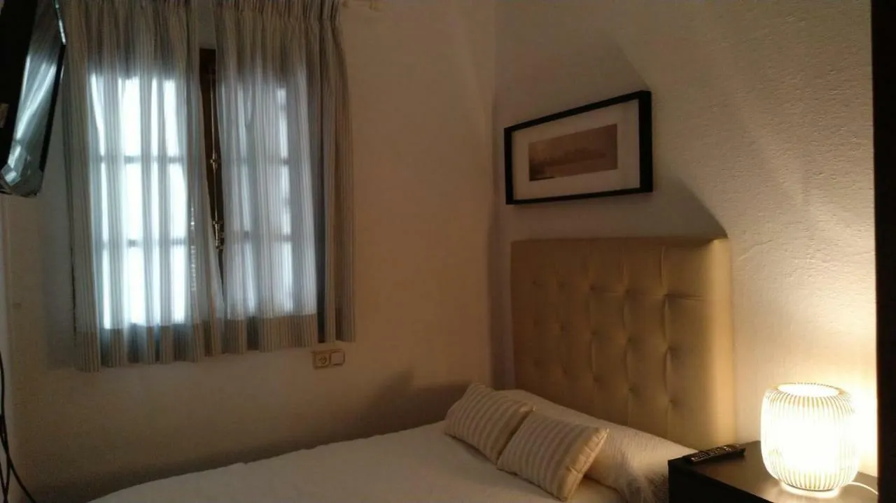 Appartement Apartamento Con Vistas Al Rio à Setenil De Las Bodegas Espagne